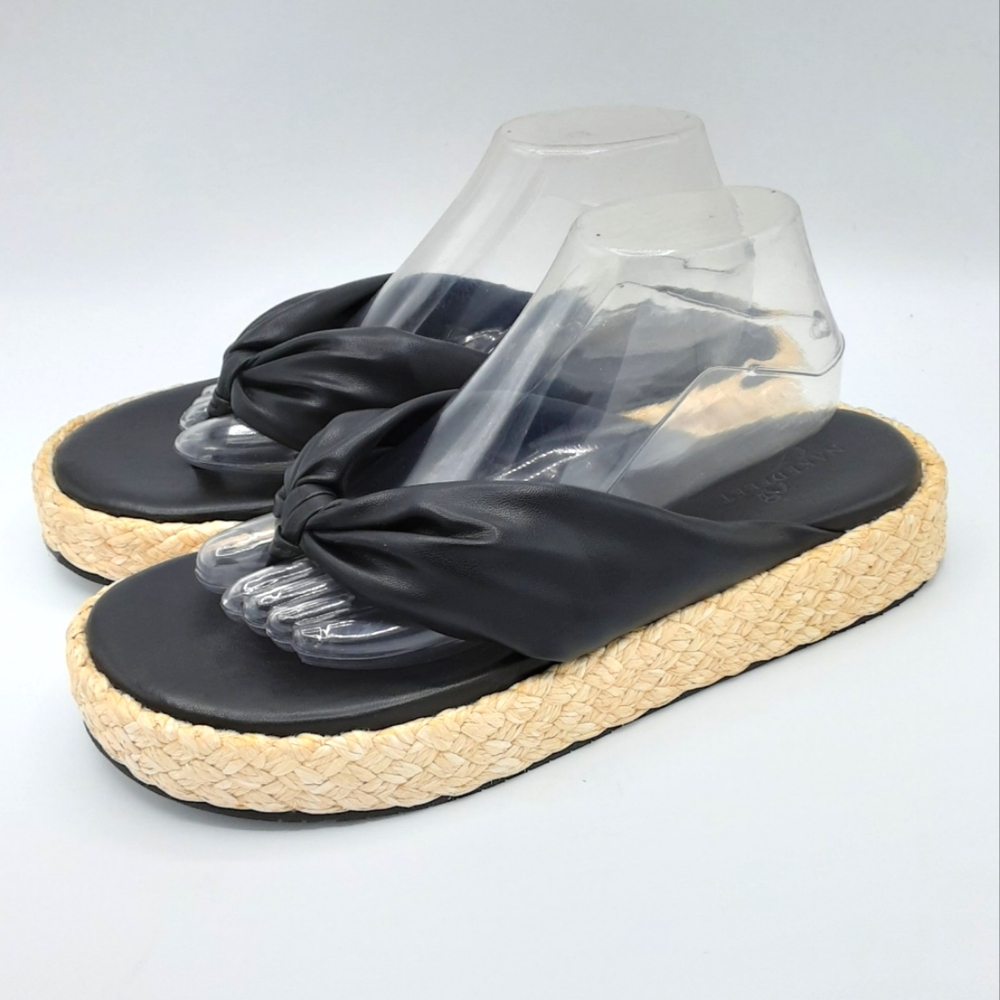 Naked Feet Costa Black Faux Leather Padded Sandals. Size 11.